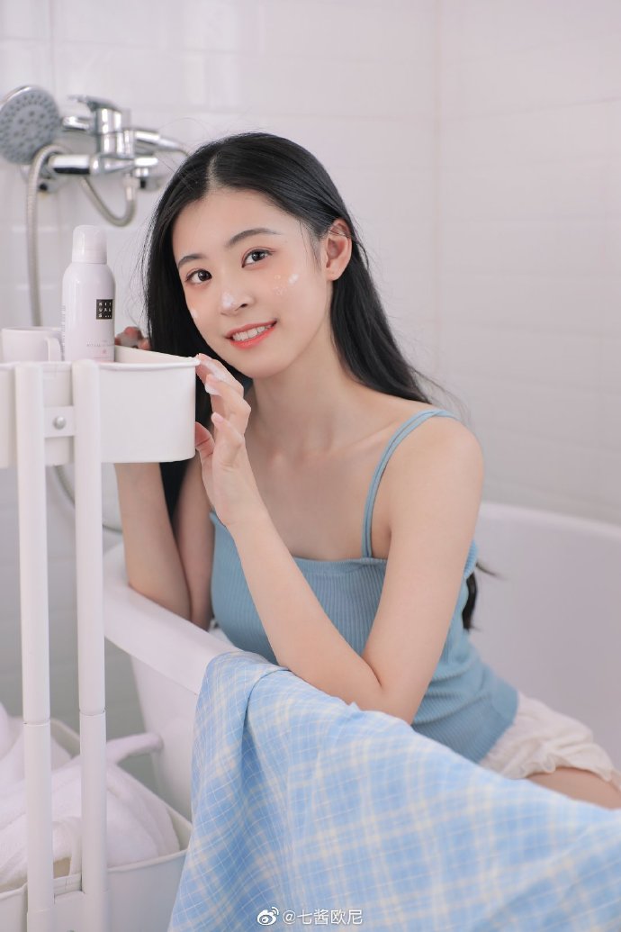 知否知否应是绿肥红瘦